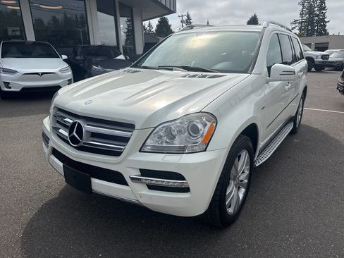Used 2011 Mercedes-Benz GL 320 BlueTEC 4MATIC w/ Premium 2 Pkg image 1
