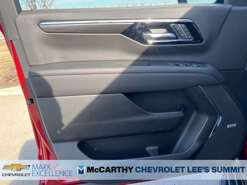 New 2026 Chevrolet Suburban RST image 40