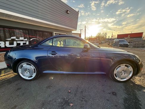 Used 2002 Lexus SC 430 Convertible image 7