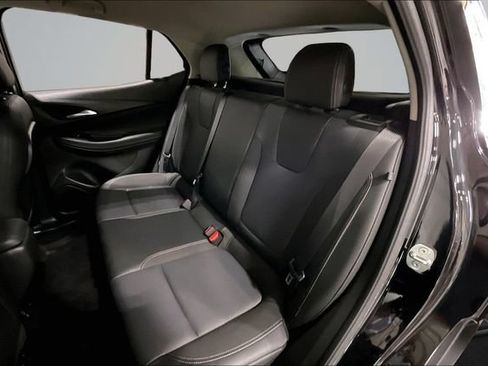 Used 2022 Buick Encore GX Preferred w/ Cold Weather Comfort Package AWD/4WD image 26