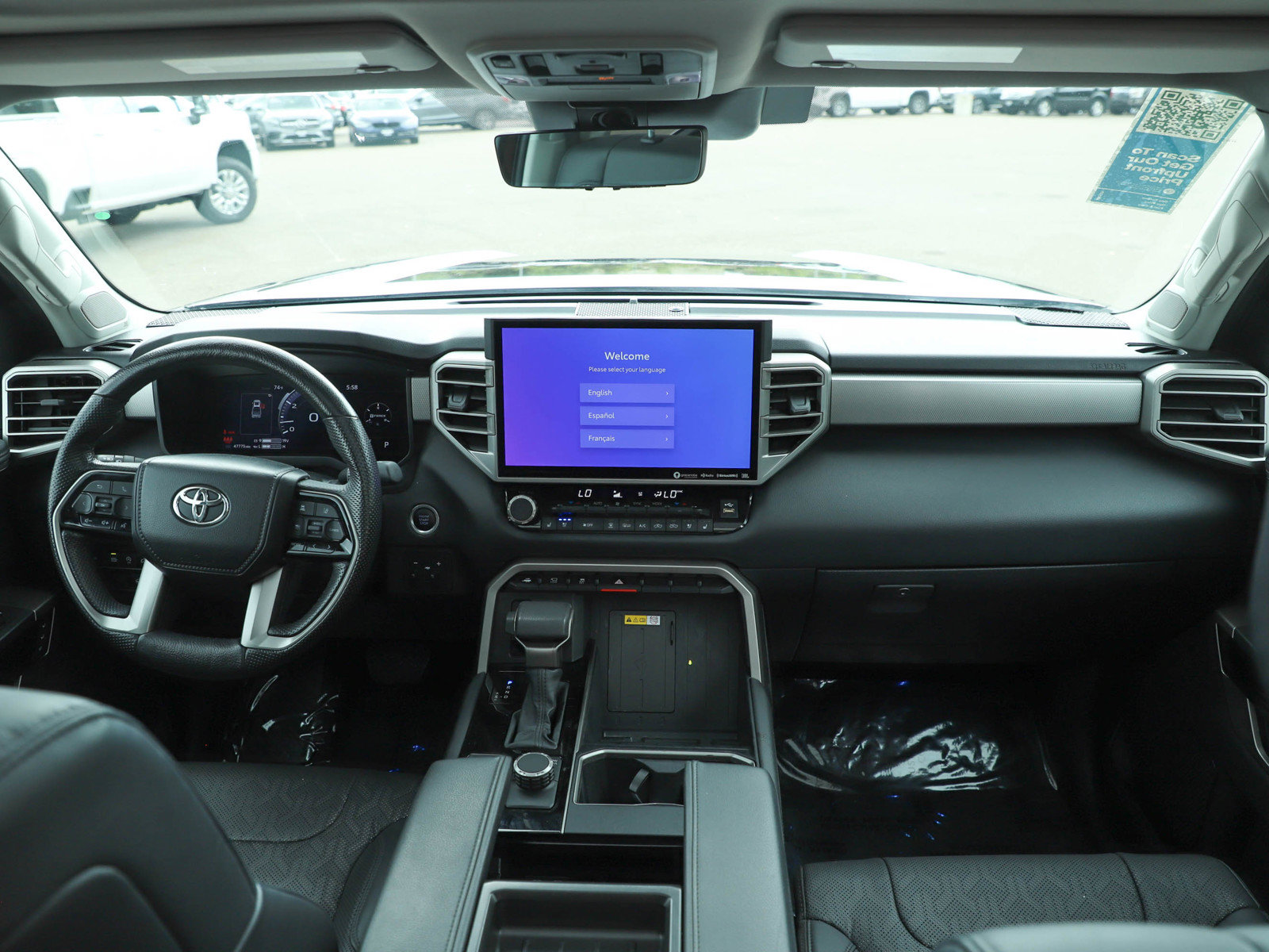 Used 2024 Toyota Tundra Limited AWD/4WD image 13
