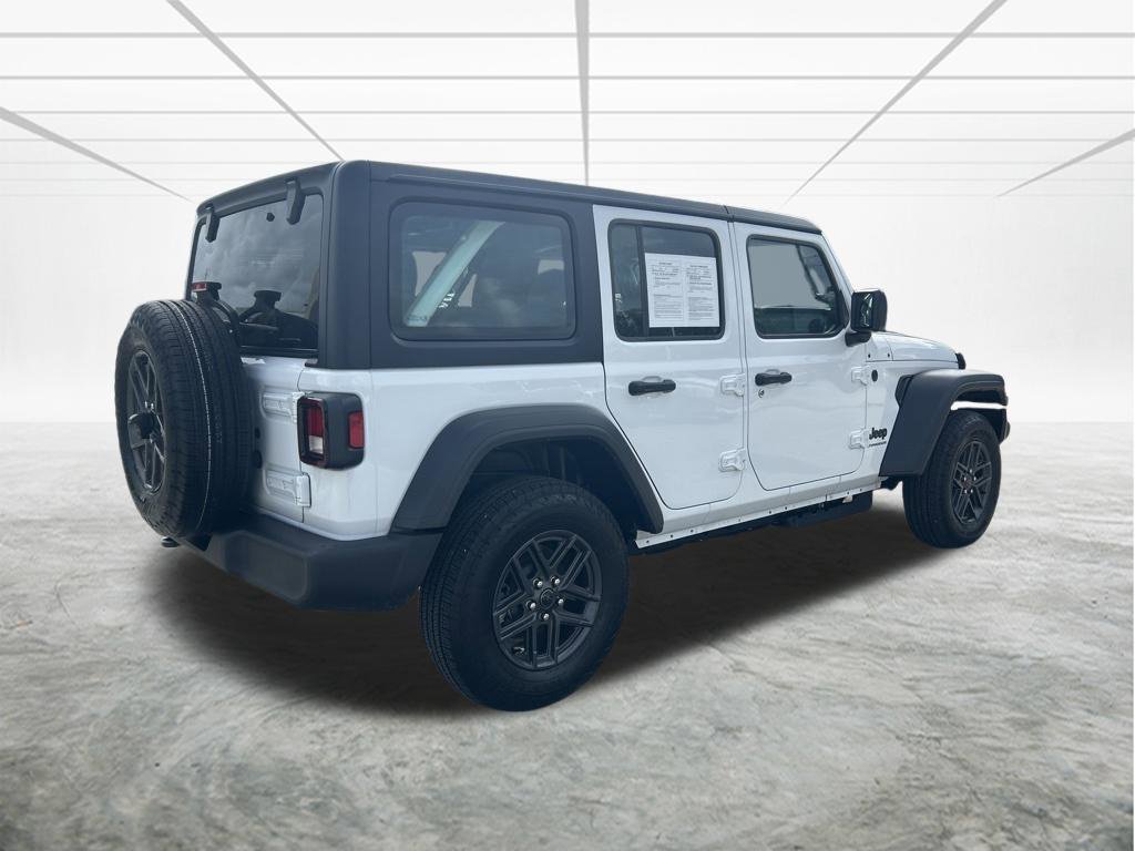 Used 2026 Jeep Wrangler Unlimited Sport AWD/4WD image 4