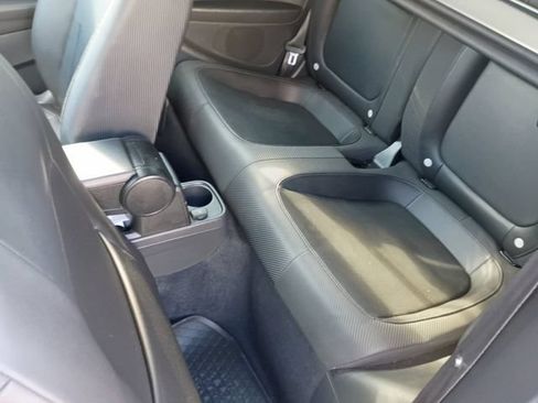 Used 2013 Volkswagen Beetle TDI FWD image 22