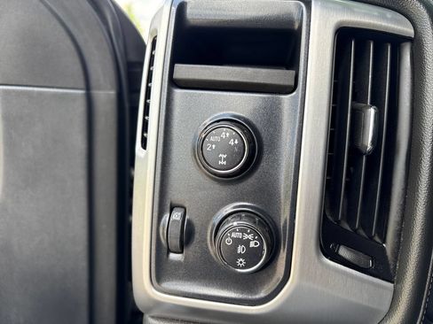 Used 2015 GMC Sierra 1500 SLE w/ SLE Value Package AWD/4WD image 19