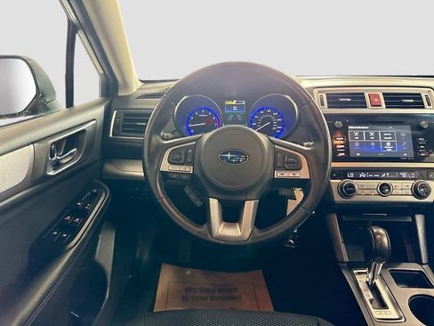 Used 2017 Subaru Outback 2.5i Premium AWD/4WD image 22
