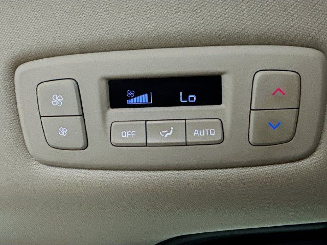 Used 2024 Kia Carnival EX FWD image 26