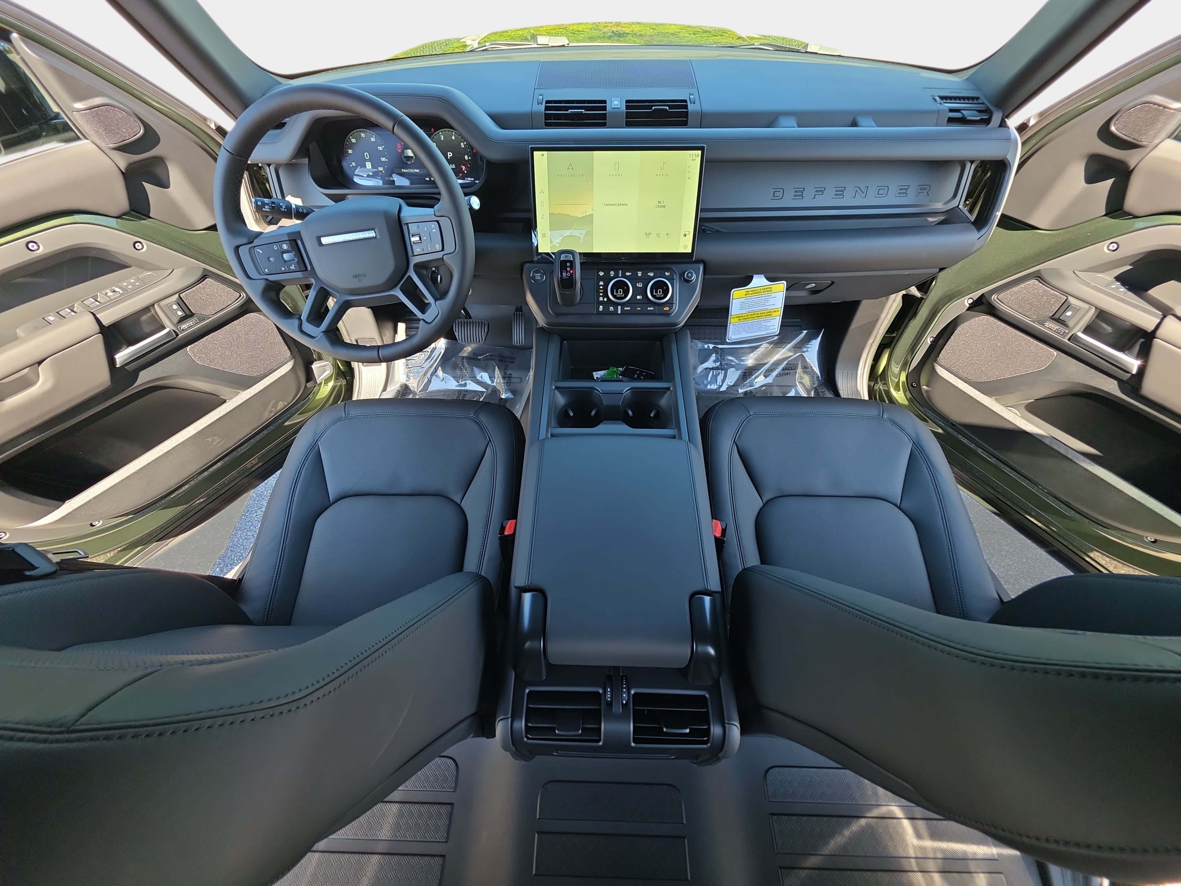 New 2026 Land Rover Defender 110 X-Dynamic SE AWD/4WD image 9