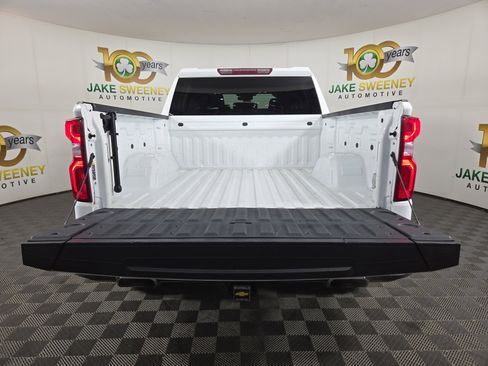 Certified 2022 Chevrolet Silverado 1500 Custom Trail Boss w/ LPO, Dark Essentials Package image 31