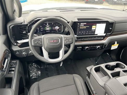 New 2026 GMC Sierra 1500 Elevation image 11