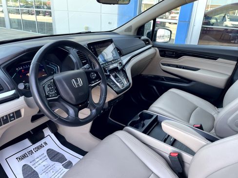 Used 2022 Honda Odyssey Touring image 14