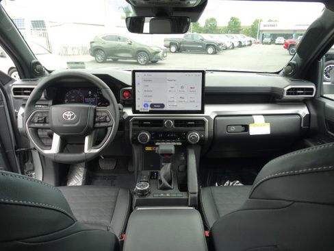 New 2025 Toyota 4Runner TRD Off-Road Premium image 15