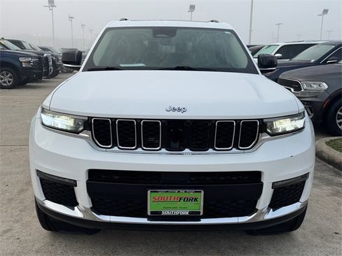 Used 2021 Jeep Grand Cherokee L Limited image 7