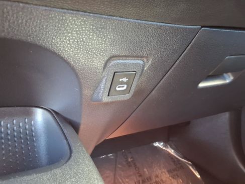 Used 2024 Toyota Corolla LE FWD image 24