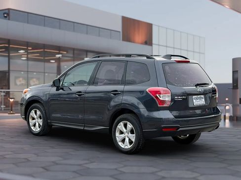 Used 2016 Subaru Forester 2.5i w/ Alloy Wheel Package image 6