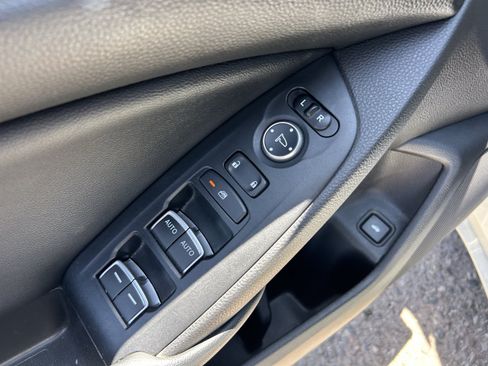 Used 2022 Honda Accord Sport image 12