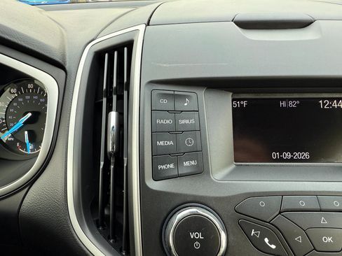 Used 2017 Ford Edge SEL image 30