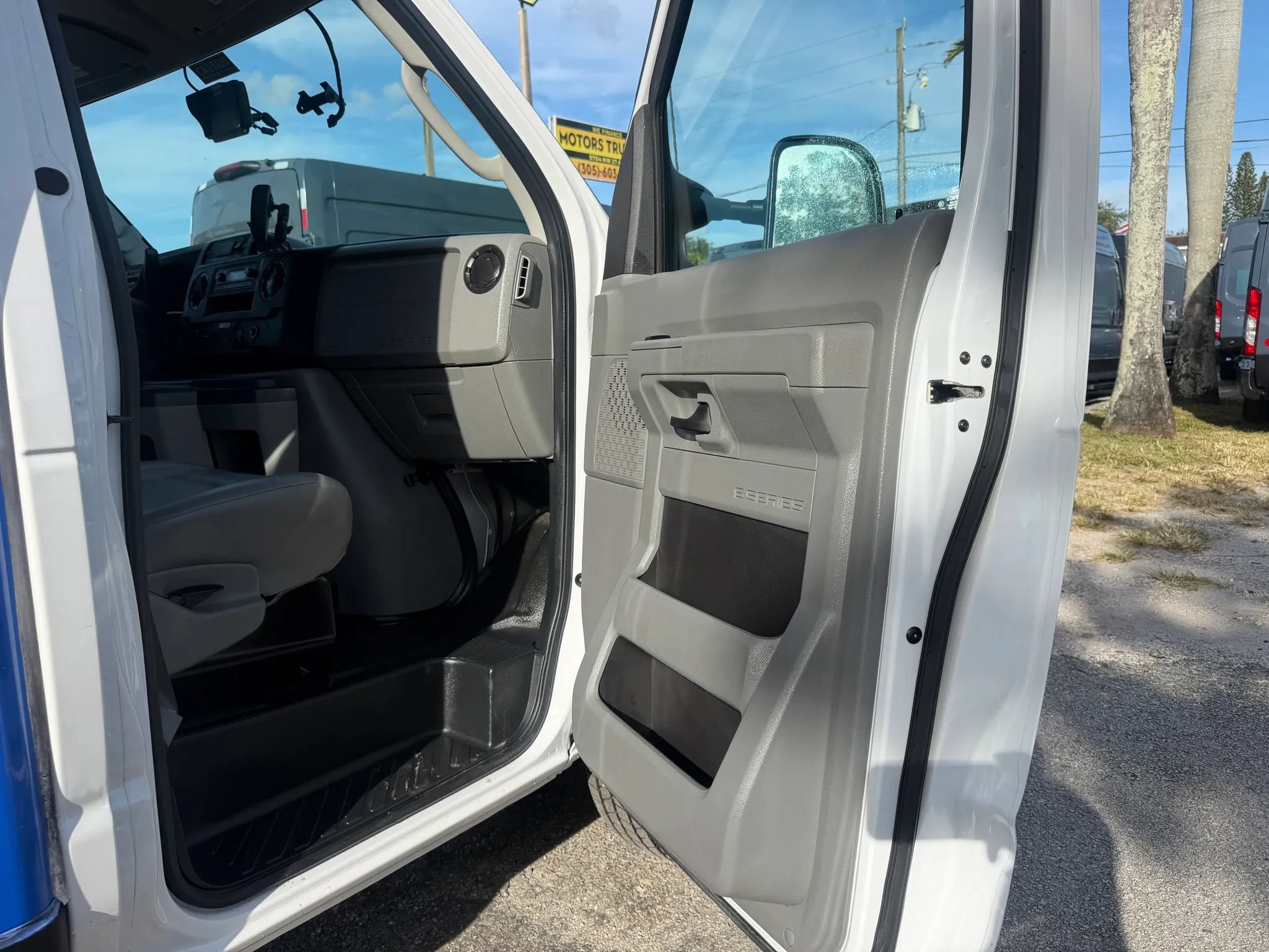 Used 2023 Ford E-350 and Econoline 350 Super Duty w/ Power Windows & Locks Group RWD image 17