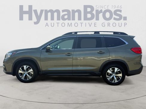 Certified 2022 Subaru Ascent Premium AWD/4WD image 9