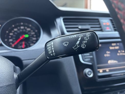 Used 2017 Volkswagen GTI S image 22