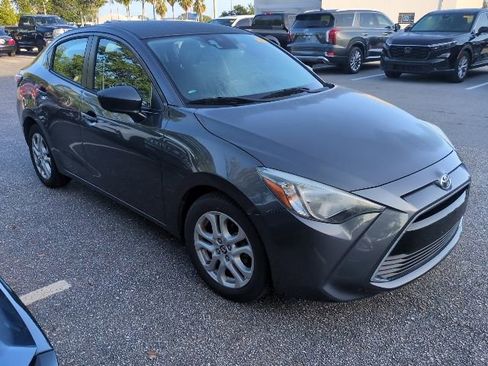 Used 2017 Toyota Yaris iA FWD image 1