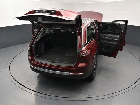 Used 2023 Jeep Grand Cherokee Limited w/ Luxury Tech Group II image 29