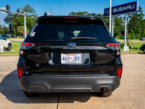 Used 2026 Subaru Forester Premium AWD/4WD image 5