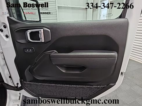 Used 2024 Jeep Wrangler Sport S image 38