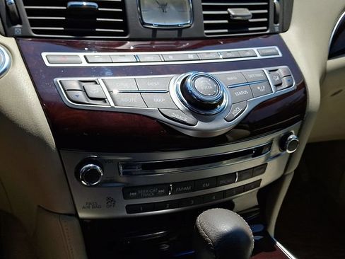 Used 2013 INFINITI M37 x w/ Premium Pkg AWD/4WD image 16