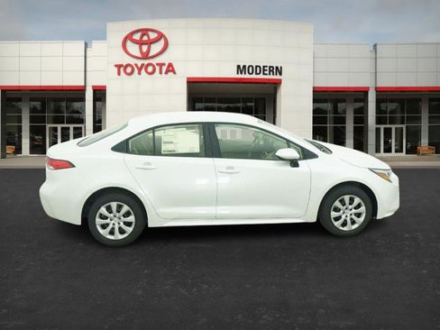 New 2026 Toyota Corolla LE image 25