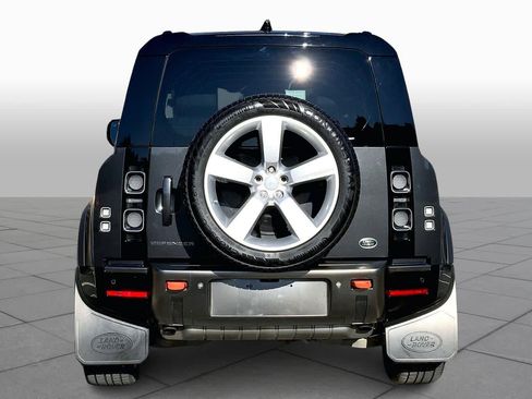 Used 2021 Land Rover Defender 90 X image 4
