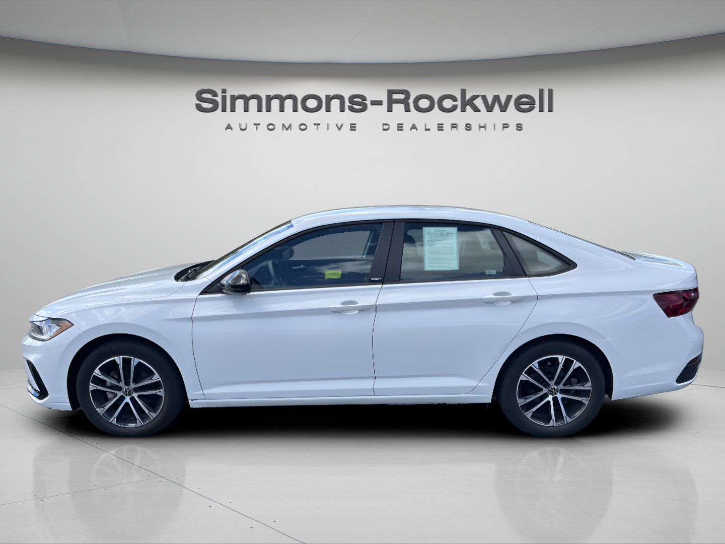 Used 2025 Volkswagen Jetta Sport FWD image 2