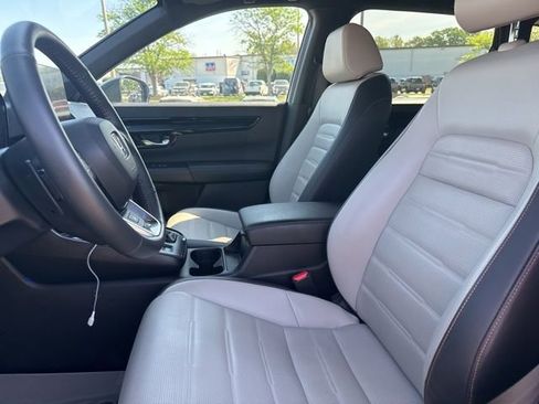 Used 2024 Honda CR-V Sport Touring image 2