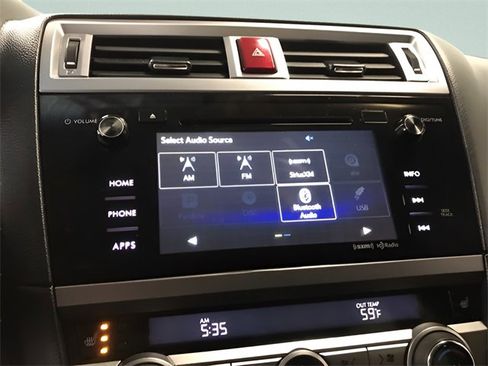 Used 2016 Subaru Outback 2.5i Premium image 16