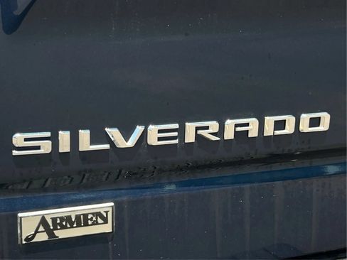 Used 2019 Chevrolet Silverado 1500 Custom Trail Boss w/ Custom Convenience Package AWD/4WD image 28