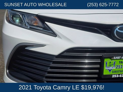 Used 2021 Toyota Camry LE w/ Cold Weather Package FWD image 21