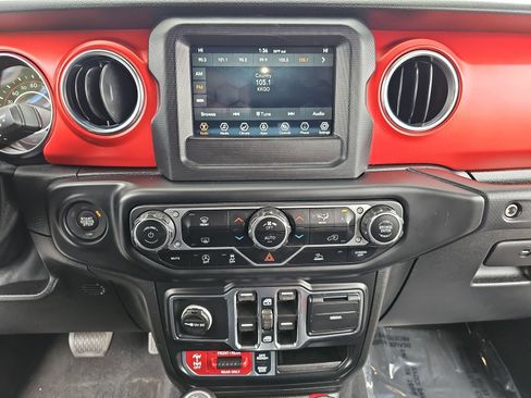 Used 2021 Jeep Wrangler Unlimited Rubicon image 20