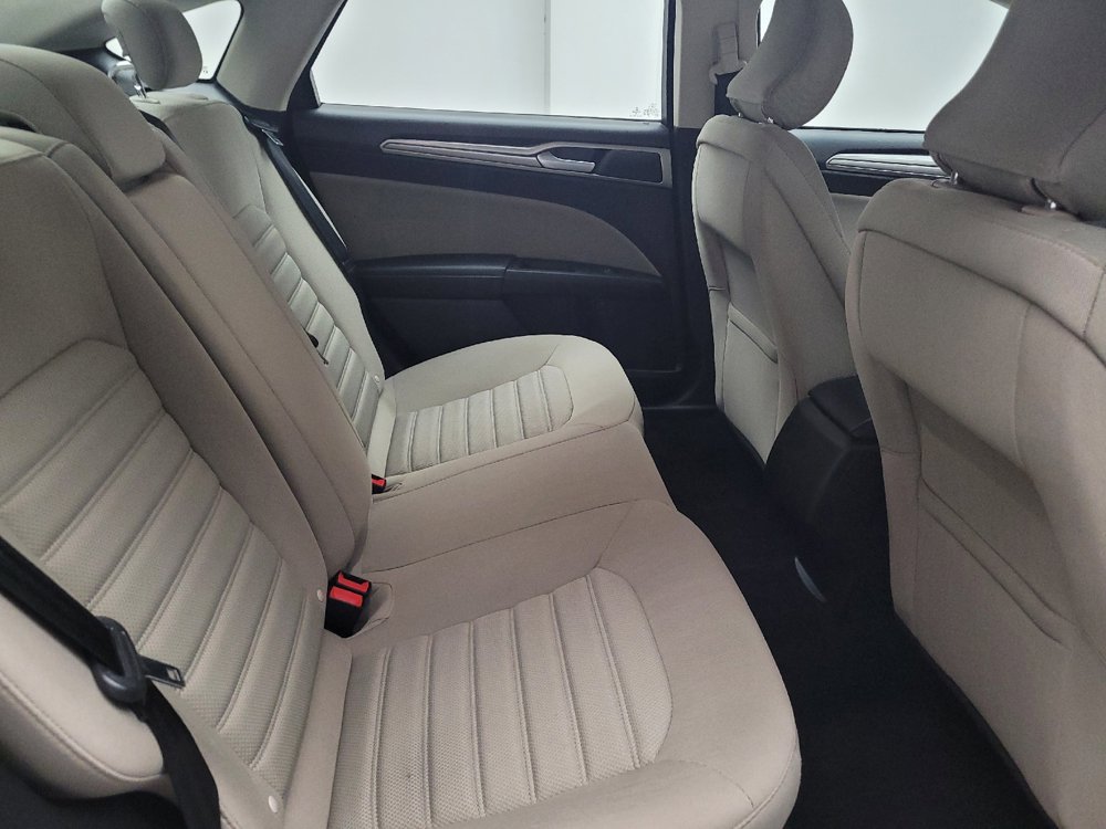 Used 2018 Ford Fusion S FWD image 19