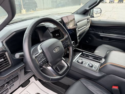 Used 2023 Ford Expedition Max Platinum AWD/4WD image 15