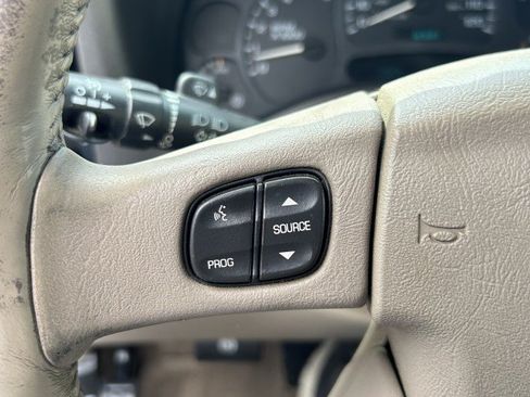 Used 2004 GMC Yukon Denali AWD/4WD image 7