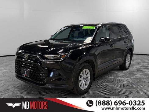 Used 2024 Toyota Grand Highlander AWD Hybrid image 10