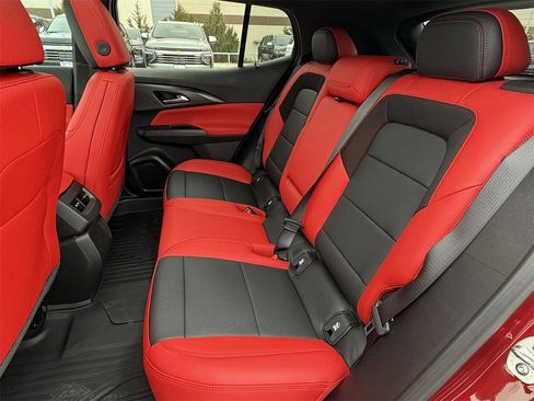 New 2026 Chevrolet Equinox EV RS image 25