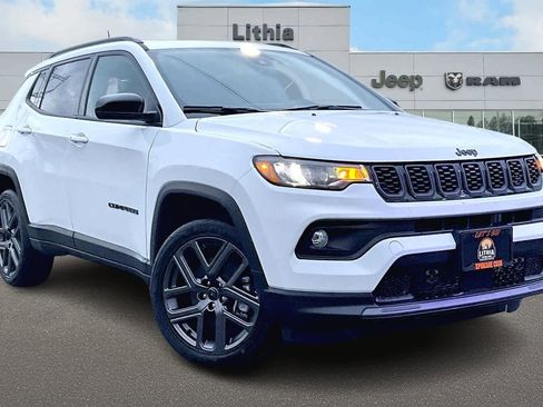 New 2026 Jeep Compass Latitude image 22