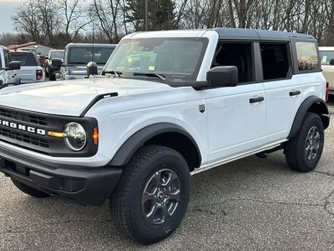 New 2026 Ford Bronco Big Bend image 2