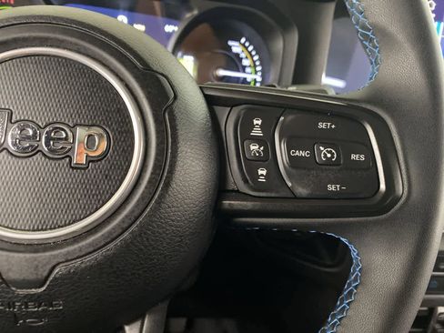 Used 2024 Jeep Wrangler Unlimited Rubicon 4xe image 22