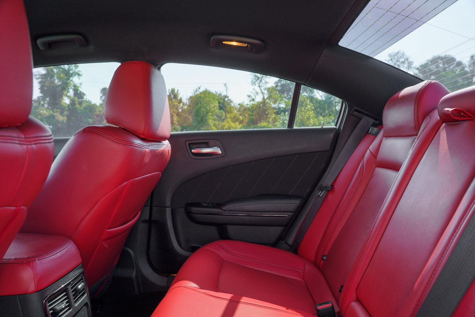 Used 2023 Dodge Charger SXT w/ Blacktop Package RWD image 18