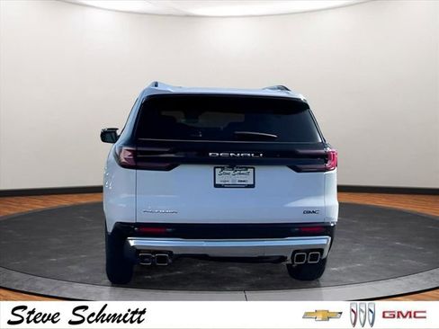 New 2026 GMC Acadia Denali w/ Super Cruise Package image 7