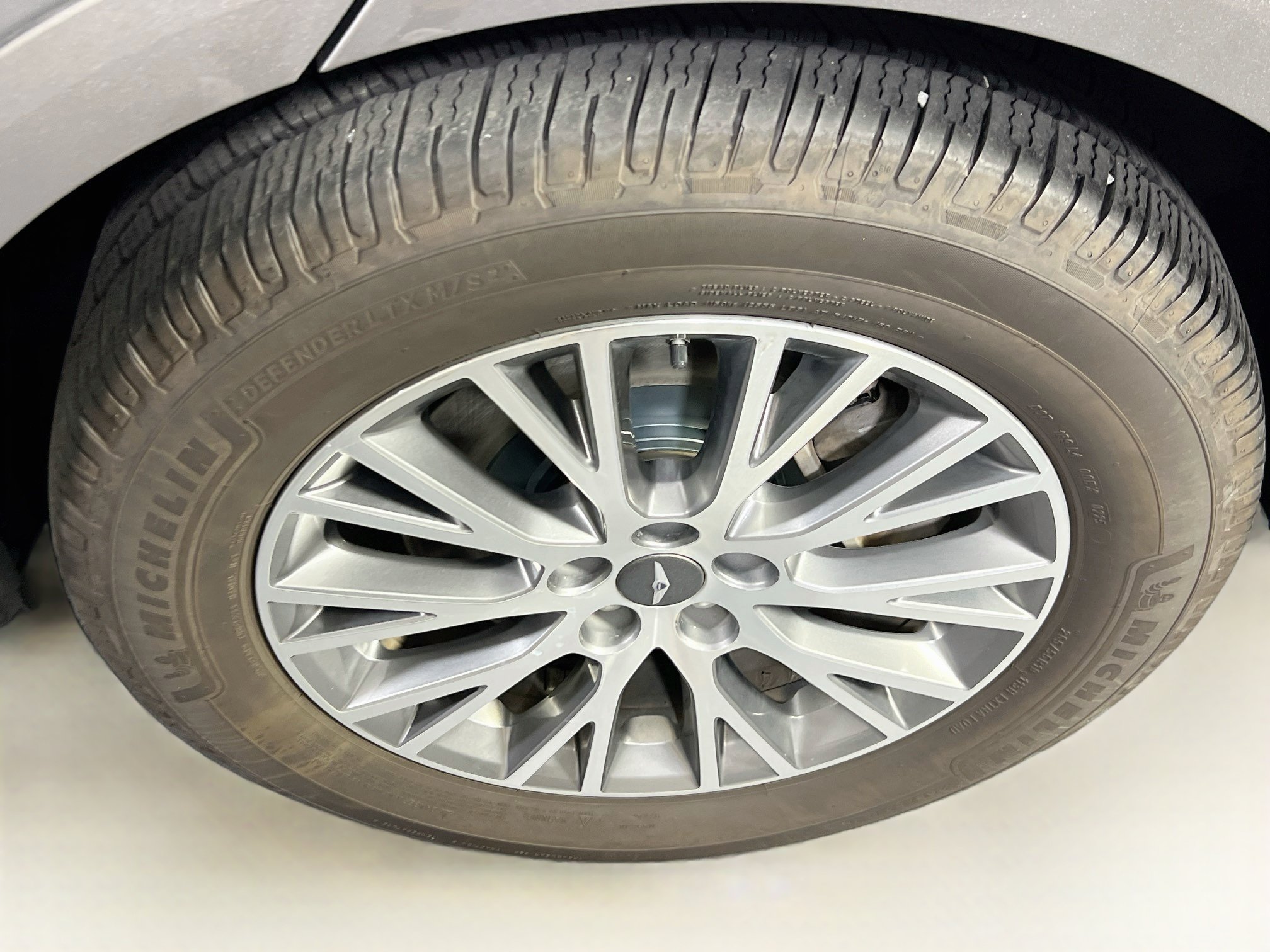 Used 2021 Genesis GV80 2.5T AWD/4WD image 31