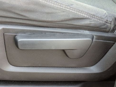 Certified 2024 RAM 2500 Tradesman w/ Chrome Appearance Group image 11