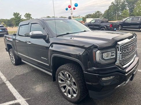 Used 2018 GMC Sierra 1500 Denali w/ Denali Ultimate Package AWD/4WD image 2