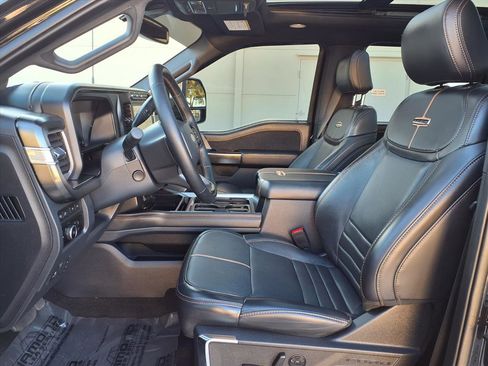 Used 2024 Ford F250 Platinum image 21